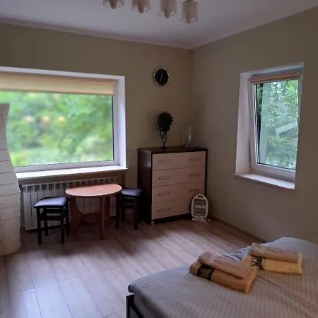 Вилла Bliss Garden Retreat House Zielonomi *