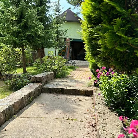 Bliss Garden Retreat House Zielonomi Villa *
