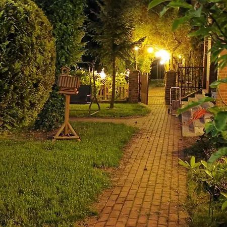 Bliss Garden Retreat House Zielonomi Villa Lengenquell