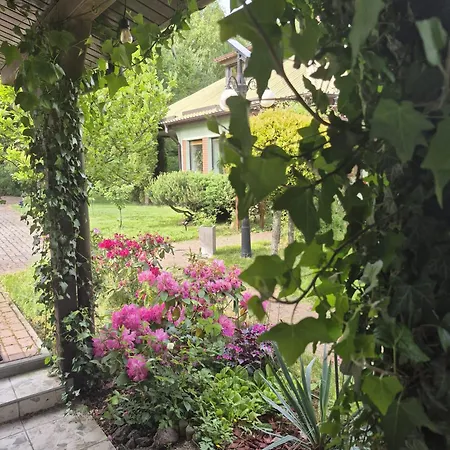 Siedlisko Bliss Garden Retreat House Zielonomi Villa Lengenquell