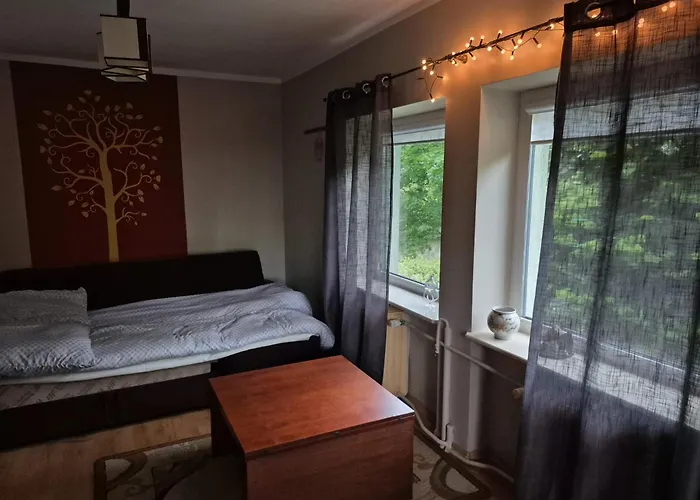 Bliss Garden Retreat House Zielonomi Vila *